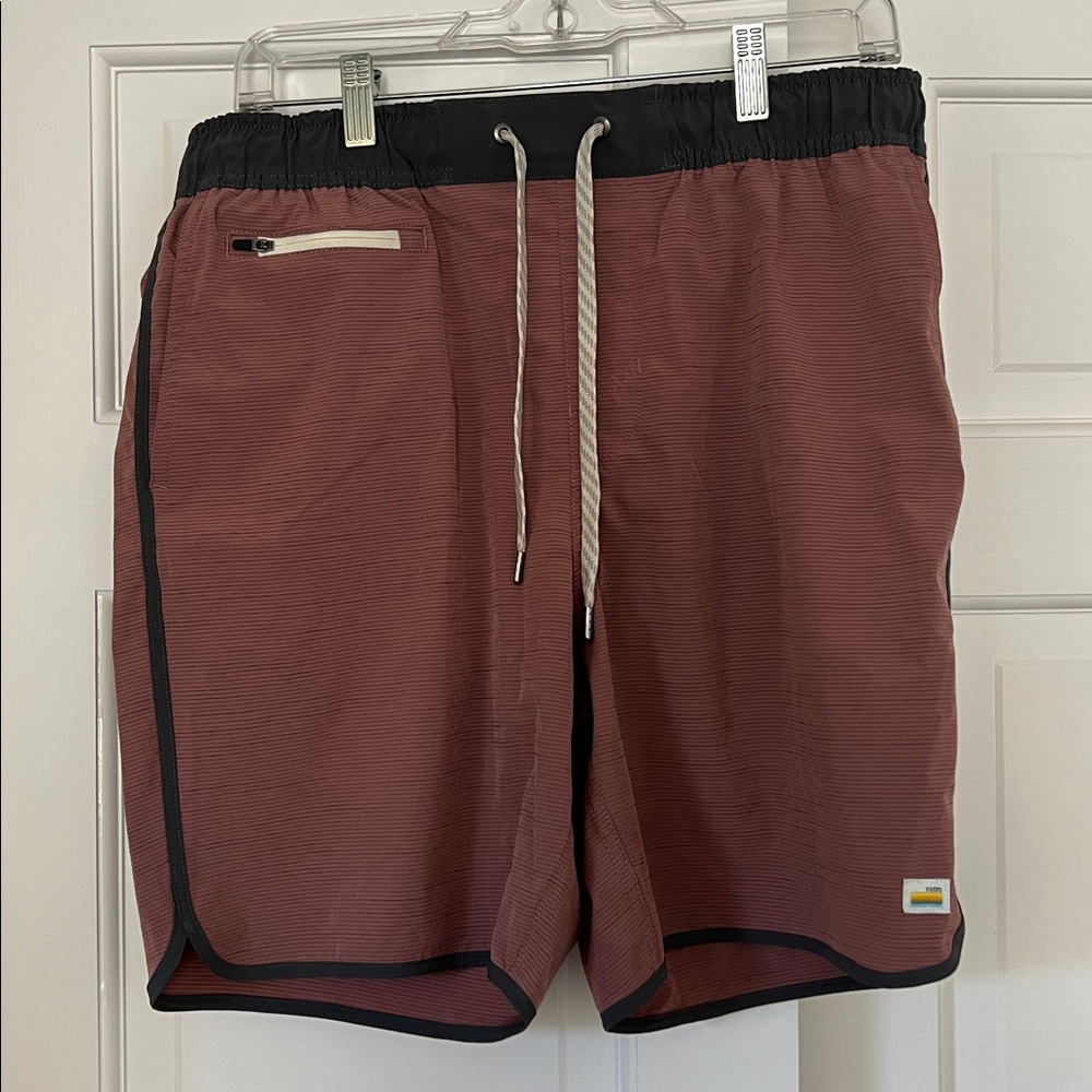 Vuori Banks 7” Shorts